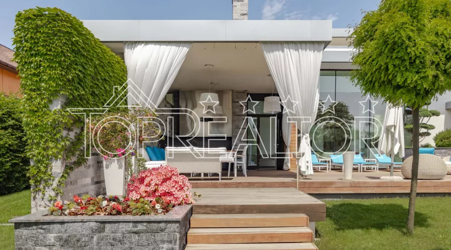 Продам будинок зі своїм пляжем на Вяловському водосховищі (Водобуд) за Циркунами | Toprealtor