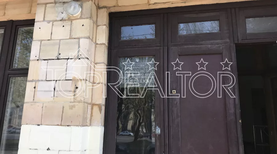 Продам 4-поверхову будівлю по вулиці Московський проспект | Toprealtor