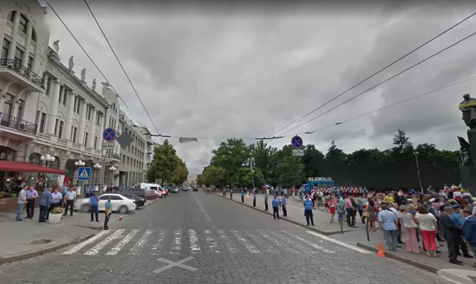 Продам 4-кімнатну квартиру в красивому особняку на вул.Гіршмана | Toprealtor