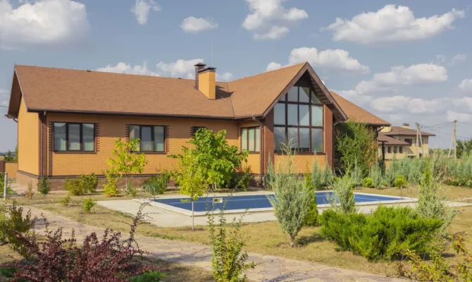 Продам сучасний одноповерховий будинок в селищі Елітне | Toprealtor