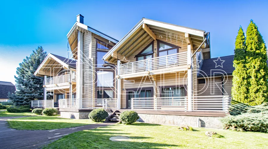 Продам фешенебельну садибу з пляжем на березі Безлюдівського водосховища | Toprealtor