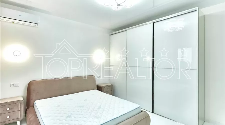 Продам 3 кімнатну квартиру в новобудові по вул. Мироносицька 74 | Toprealtor