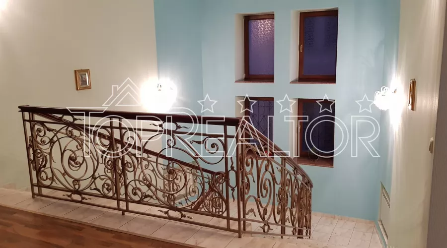 Дом с бассейном на Шатиловке | Toprealtor