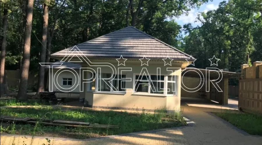 Продам двоповерховий будинок у лісопарку | Toprealtor
