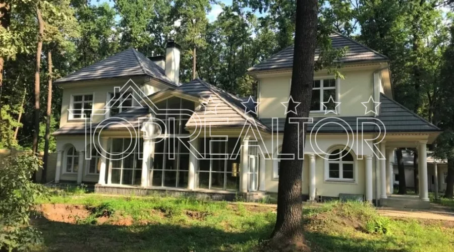 Продам двоповерховий будинок у лісопарку | Toprealtor