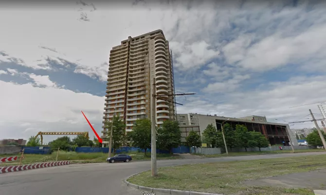 Продам приміщення на першому поверсі в ЖК Моноліт | Toprealtor