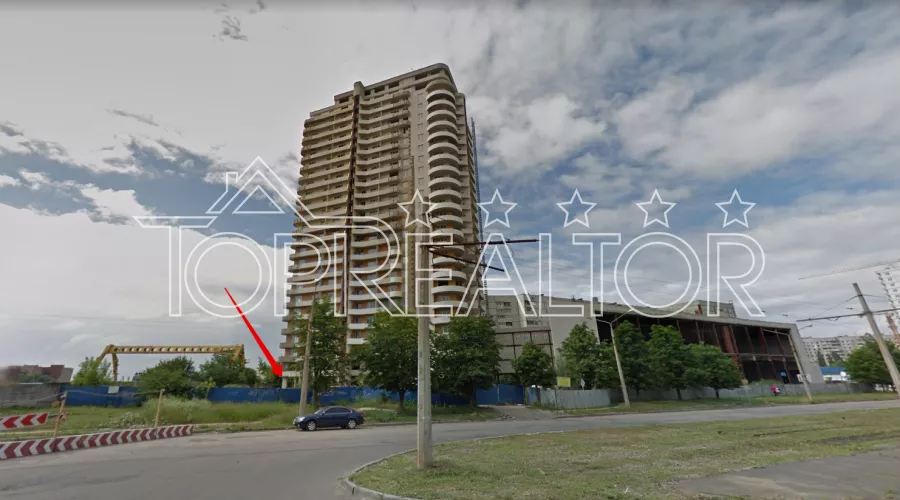 Продам приміщення на першому поверсі в ЖК Моноліт | Toprealtor