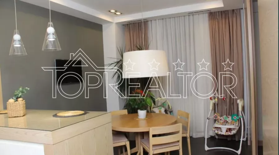 Продам 3 кімнатну квартиру в ЖК Моноліт | Toprealtor