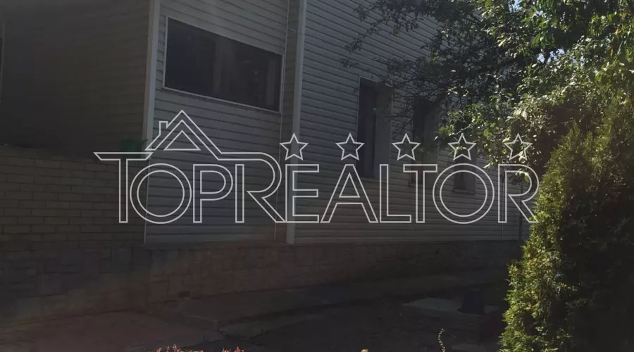 Продам будинок в селищі Науковий | Toprealtor