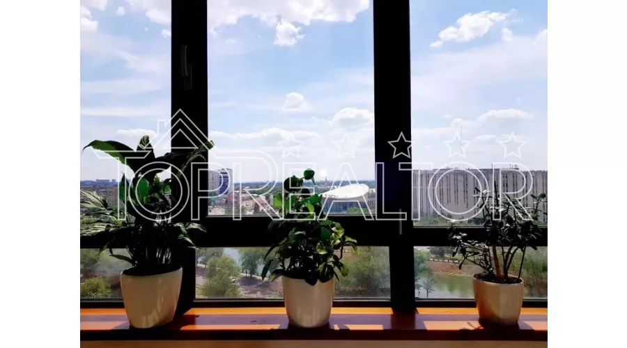 Продам 3 кімнатну квартиру в ЖК Будинок на Набережній | Toprealtor