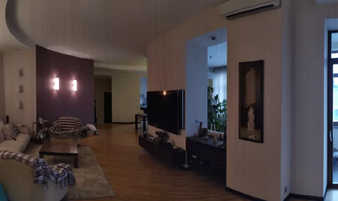 Продам простору 4 кімнатну квартиру в центрі міста на вул. Дарвіна | Toprealtor