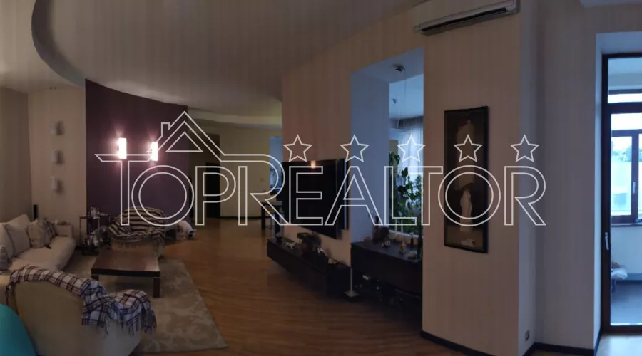 Продам простору 4 кімнатну квартиру в центрі міста на вул. Дарвіна | Toprealtor