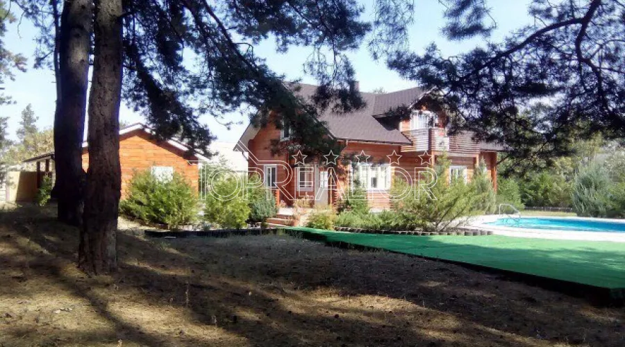 Продам заміський будинок в Печенігах | Toprealtor