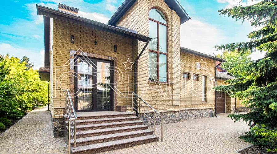 Продам сучасний котедж в р-ні М. Студентська | Toprealtor