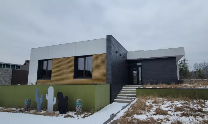 Продам 1-поверховий сучасний будинок в котеджному селищі Флоринка-1 | Toprealtor