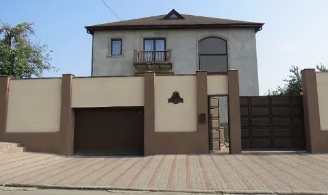 Продам двухэтажный дом на Алексеевке | Toprealtor