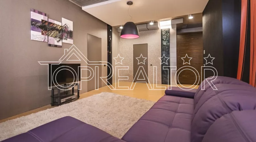 Продам 3-кімнатну квартиру в будинку Жилстрой-2 на О.Яроша 22 | Toprealtor