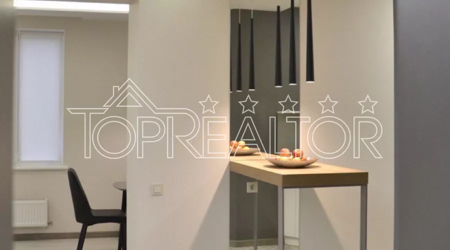 3-кімнатна квартира на вул. Культури 10, навпроти Сумського ринку | Toprealtor