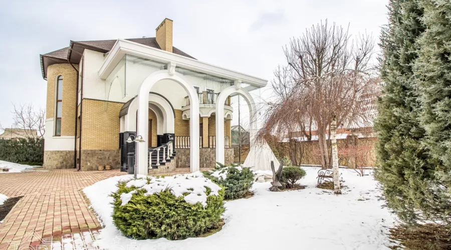 Продам стильний двоповерховий будинок в Немишлянському районі | Toprealtor