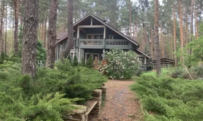 Продам уникальное поместье на берегу водохранилища на Старом Салтове | Toprealtor