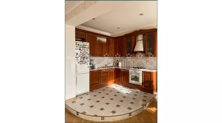 Продам 4-кімнатну квартиру в ЖК Слобідська Садиба | Toprealtor