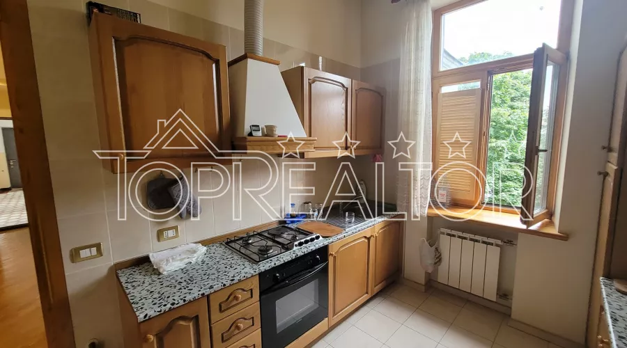 Продам 2-кімнатну квартиру на вул. Культури 6 | Toprealtor