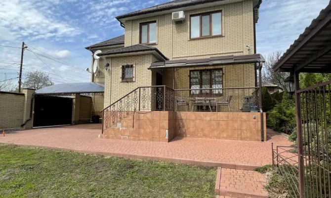 Продам 2-поверховий будинок по вулиці Краснодарська 79/2 | Toprealtor