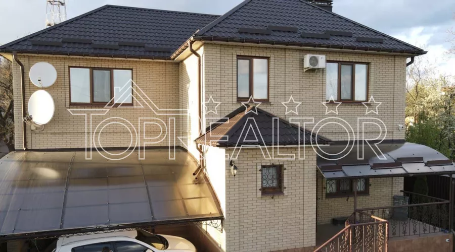 Продам 2-поверховий будинок по вулиці Краснодарська 79/2 | Toprealtor