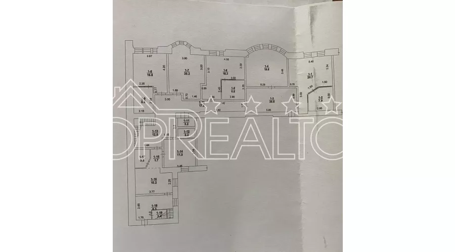 Здам в оренду офіс загальною площею 250 кв.м., в центрі міста ст. м. Університет | Toprealtor