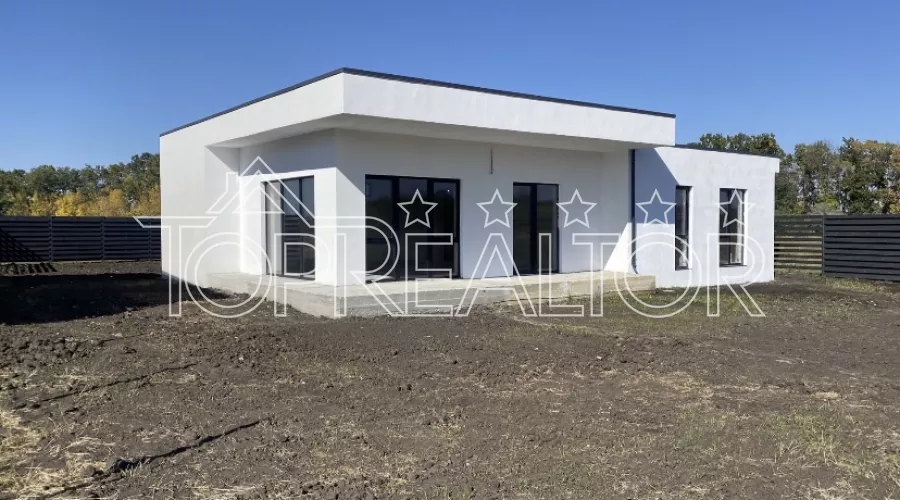 Продам новий будинок в котеджному селищі Лісове | Toprealtor