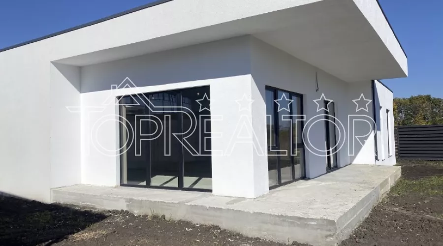 Продам новий будинок в котеджному селищі Лісове | Toprealtor