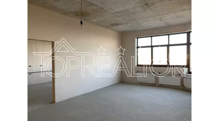 Продам 4 кімнатну квартиру в ЖК Фаворит | Toprealtor