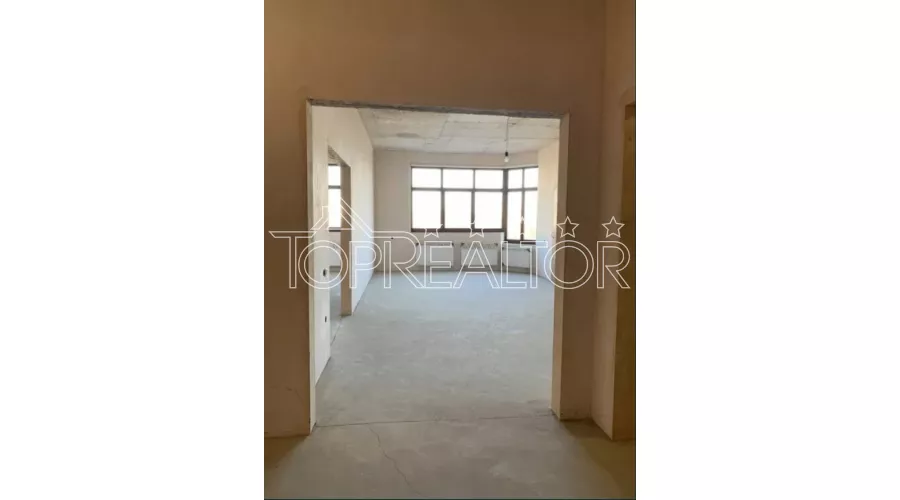 Продам 4 кімнатну квартиру в ЖК Фаворит | Toprealtor