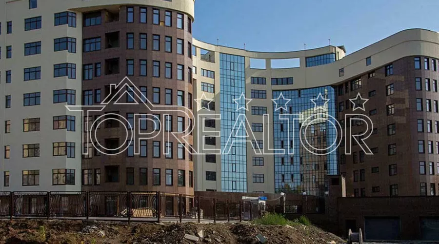 Продам 4 кімнатну квартиру в ЖК Фаворит | Toprealtor