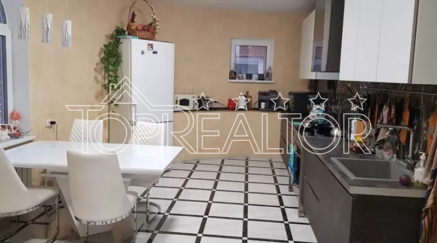 Продам будинок в селищі Лісове | Toprealtor