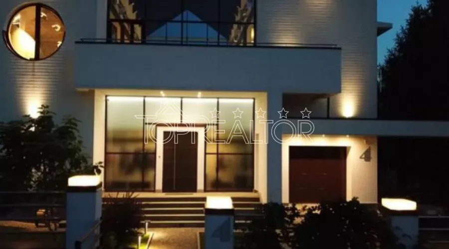 Продам розумний будинок в селищі Флоринка-1 | Toprealtor