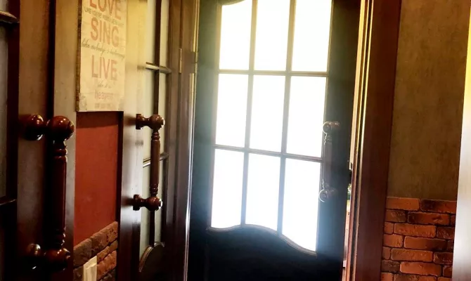 Продам 1-кімн. квартиру в сталінці навпроти Націоналя | Toprealtor