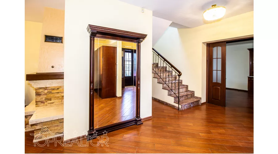 Продам будинок у стилі шале на Шатилівці | Toprealtor