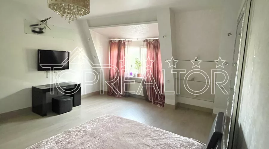 Продам 2-кімнатну студійну квартиру в Садовій Горці | Toprealtor