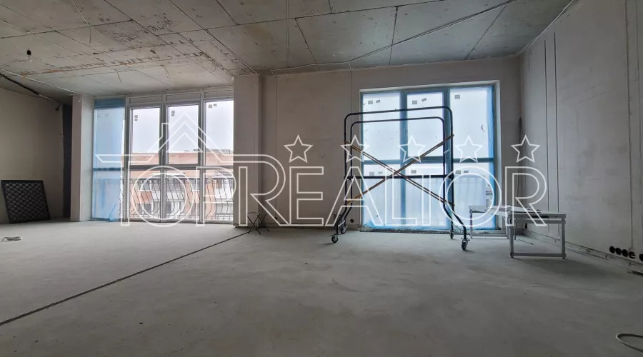 4-кімнатну студійну квартиру з 3-ма спальнями в  ЖК Резиденція | Toprealtor