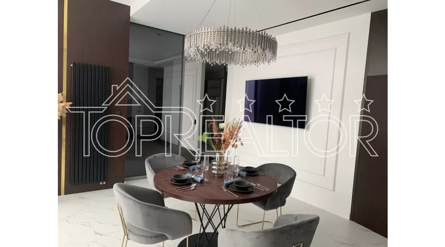 4-кімн. студійна квартира з 3-ма спальнями в ЖК Резиденція | Toprealtor