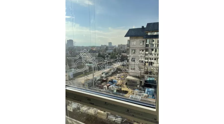 Продам 3-кімн. квартиру в будинку ЖС-1 на вул. Авіаційної 33 | Toprealtor