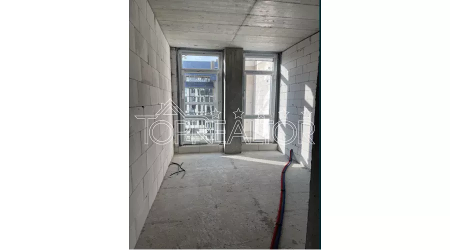 Продам 3-кімн. квартиру в будинку ЖС-1 на вул. Авіаційної 33 | Toprealtor