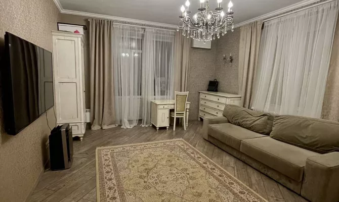 Продам 3-кімнатну квартиру з ремонтом поруч з парком Горького | Toprealtor