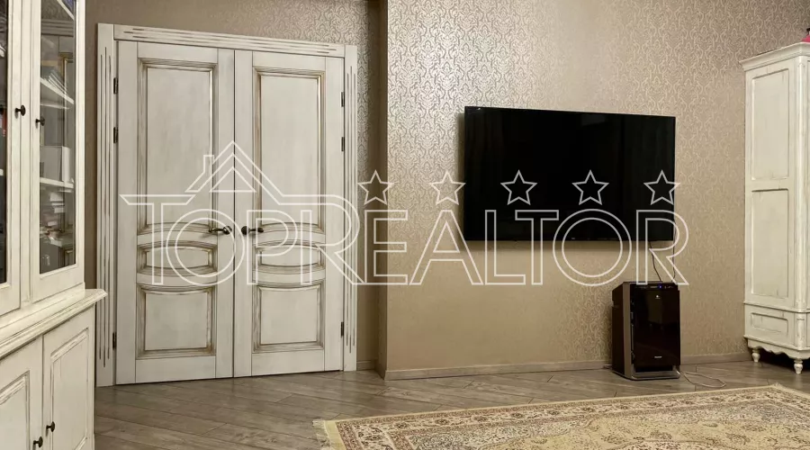 Продам 3-кімнатну квартиру з ремонтом поруч з парком Горького | Toprealtor