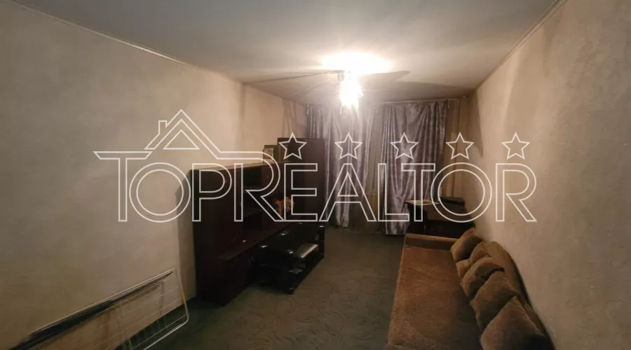 Продам 1-кімнатну двосторонню квартиру на Олексіївці | Toprealtor