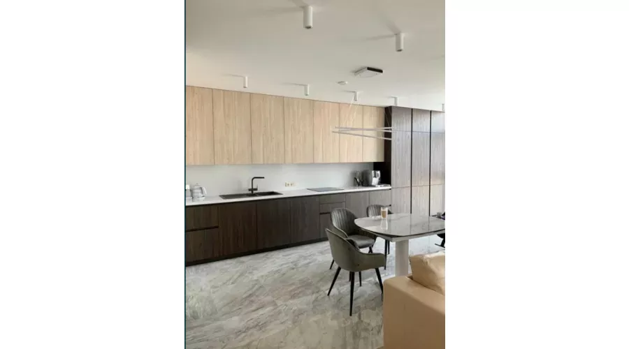 Продам 3-комнатную квартиру с ремонтом и с паркингами в ЖК Ключ | Toprealtor