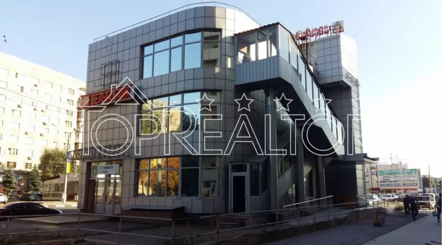 Продам 3-поверхову будівлю на просп. Науки | Toprealtor