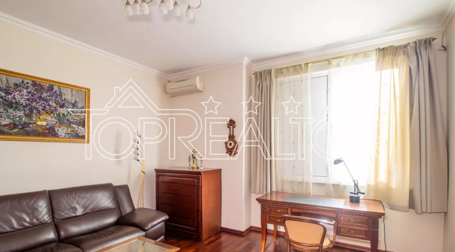 Продам 3-кімнатну квартиру в ЖК Піонер | Toprealtor