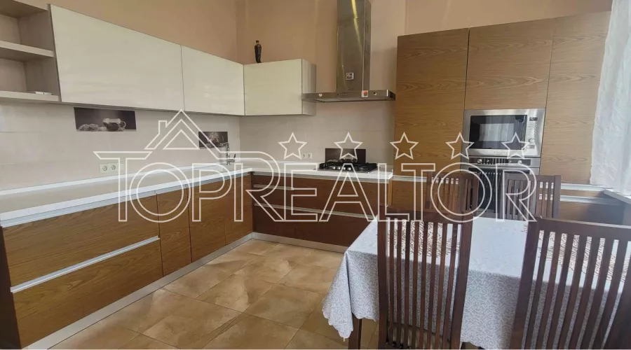 Продам 2-кімнатну квартиру з підземним паркінгом  в ЖК Садиба Чернишова | Toprealtor